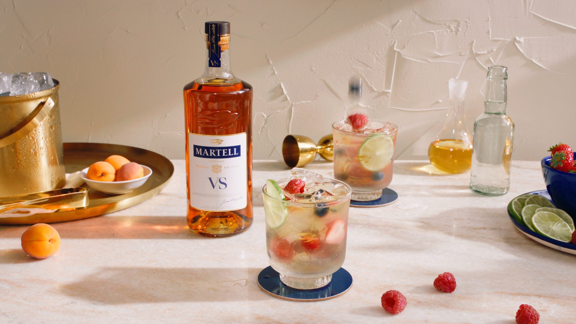 Martell_CLASSIC_BERRY_COOLER_VS